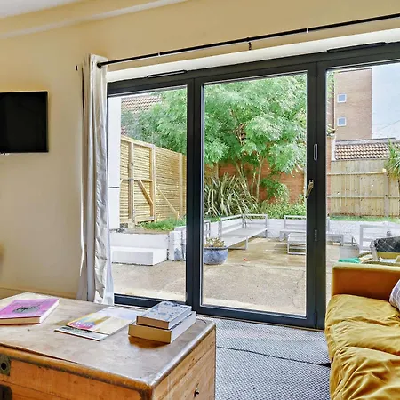 6 Bed In 87398 Tatil Evi