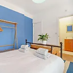 6 Bed In Oc-87398 Holiday home Saltburn-by-the-Sea