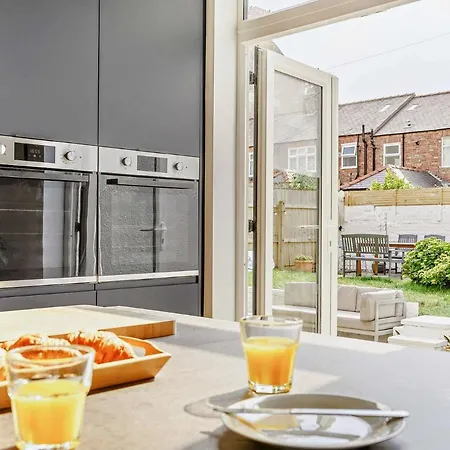 6 Bed In 87398 Holiday home *