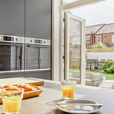 6 Bed In 87398 Ferienhaus *